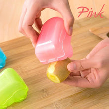 Load image into Gallery viewer, Multifunctional Storage Type Peeler