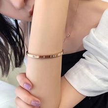 Load image into Gallery viewer, Luxury Bracelet (Buy 1 get 1 Free)