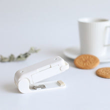 Load image into Gallery viewer, ✨Family essentials✨Mini Sealing Machine
