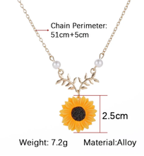 Load image into Gallery viewer, Pearl Sunflower Necklace