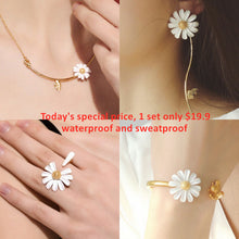 Load image into Gallery viewer, White Enamel Daisy Flower Vintage Elegant ring set