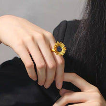 Load image into Gallery viewer, Sunflower Ring With Gift Box