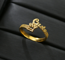 Load image into Gallery viewer, QUEEN NAME RING • PERSONALIZED GIFT FOR YOU (BEST FRIEND GIFT) JUST FOR U