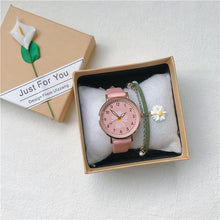 Load image into Gallery viewer, Daisy Flower Vintage Elegant Watch