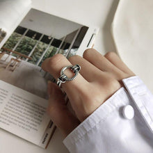 Load image into Gallery viewer, Elise Link Statement Ring