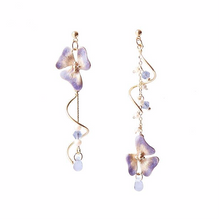 Load image into Gallery viewer, Purple Pansy Earrings