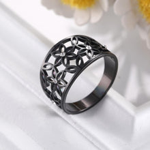 Load image into Gallery viewer, Hollow Flower & Crystal Ring