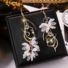 Load image into Gallery viewer, Lady Of The Flower Earrings
