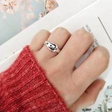Load image into Gallery viewer, Silver Belt Buckle Ring