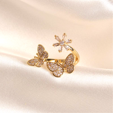 Load image into Gallery viewer, Butterfly & Flower Crystal Ring
