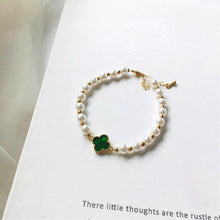 Load image into Gallery viewer, Clover & Pearl Bracelet