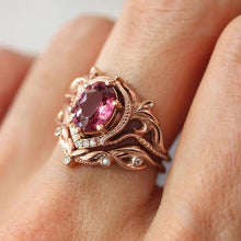 Load image into Gallery viewer, Royal Rose Gold Ring