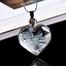 Load image into Gallery viewer, Natural Crystal Heart Necklace
