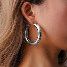 Load image into Gallery viewer, Thick Hoop Earrings