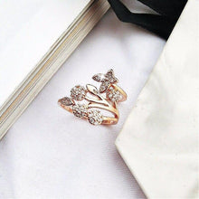 Load image into Gallery viewer, Crystal Butterfly & Leaf Ring