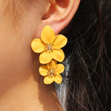 Load image into Gallery viewer, Celia Double Flower Earrings