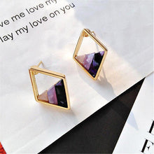 Load image into Gallery viewer, Diamond Shaped Statement Earrings