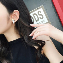 Load image into Gallery viewer, Astronaut Earrings