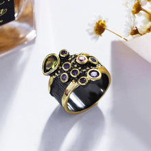 Load image into Gallery viewer, Black & Gold Vintage Crystal Ring