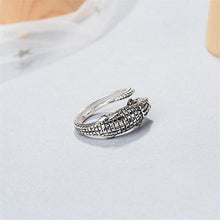 Load image into Gallery viewer, Crocodile Sterling Silver Ring