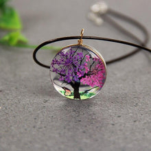 Load image into Gallery viewer, Dried Flower Pendant Necklace