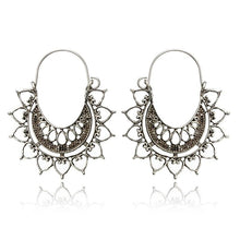 Load image into Gallery viewer, Bohemian Flower Hoop Earrings