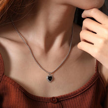 Load image into Gallery viewer, Black Agate Heart Necklace