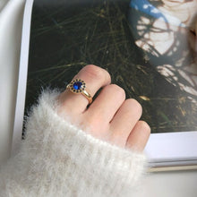 Load image into Gallery viewer, Luxury Gold Sapphire Ring