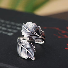 Load image into Gallery viewer, Balmora Sterling Silver Leaf Ring
