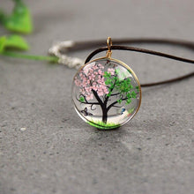 Load image into Gallery viewer, Dried Flower Pendant Necklace