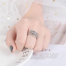 Load image into Gallery viewer, Crocodile Sterling Silver Ring