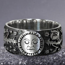 Load image into Gallery viewer, Engraved Sun & Moon Ring
