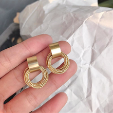 Load image into Gallery viewer, Luxury Gold Hoop Earrings