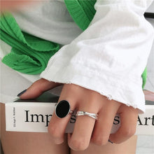 Load image into Gallery viewer, Black Oval Ring