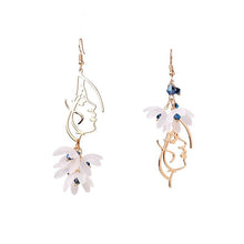 Load image into Gallery viewer, Lady Of The Flower Earrings