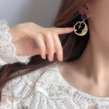 Load image into Gallery viewer, Crescent Moon & Star Earrings