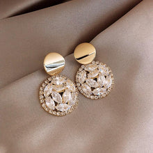 Load image into Gallery viewer, Royal Edition Crystal Earrings