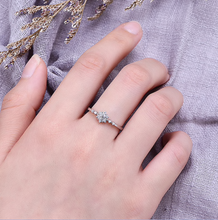 Load image into Gallery viewer, 925 Sterling Silver Snowflake Ring