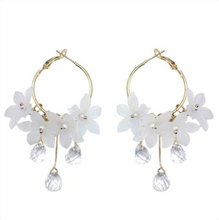 Load image into Gallery viewer, White Crystal Flower Earrings