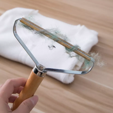 Load image into Gallery viewer, Portable lint remover fleece