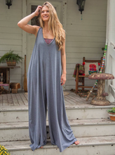 Load image into Gallery viewer, Jumpsuit stricken