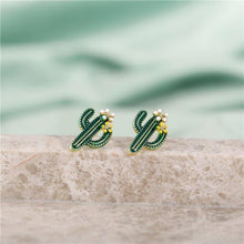 Load image into Gallery viewer, Cactus & Daisy Stud Earrings