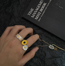Load image into Gallery viewer, Sunflower Cute Love Peace Ring