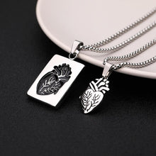 Load image into Gallery viewer, Unrivaled Hearts Necklace