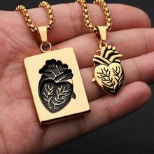 Load image into Gallery viewer, Unrivaled Hearts Necklace