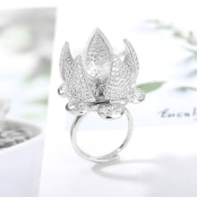 Load image into Gallery viewer, Adjustable Flower Blooming Ring