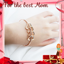 Load image into Gallery viewer, Mother&#39;s Day Gift Family Bangle Bracelet with Heart Shape Pendants
