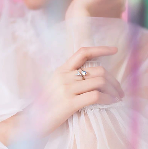 Cute tail moonstone Personality Adjustable Ring
