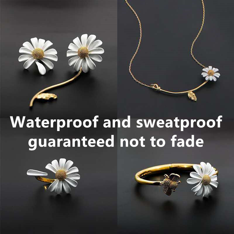 White Enamel Daisy Flower Vintage Elegant ring set