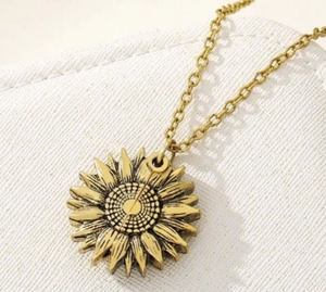 “You Are My Sunshine”Sunflower Necklace With Gift Box